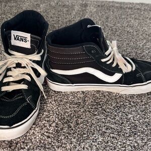 Vans Mens Black High-Top Skate Shoes with White Stripe